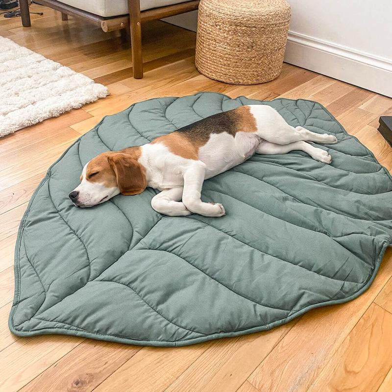 Cute Leaf Shaped Pet Mat, 1 Count Soft and Comfy Dog Sleeping Blanket, Breathable Mat for Cats Kittens