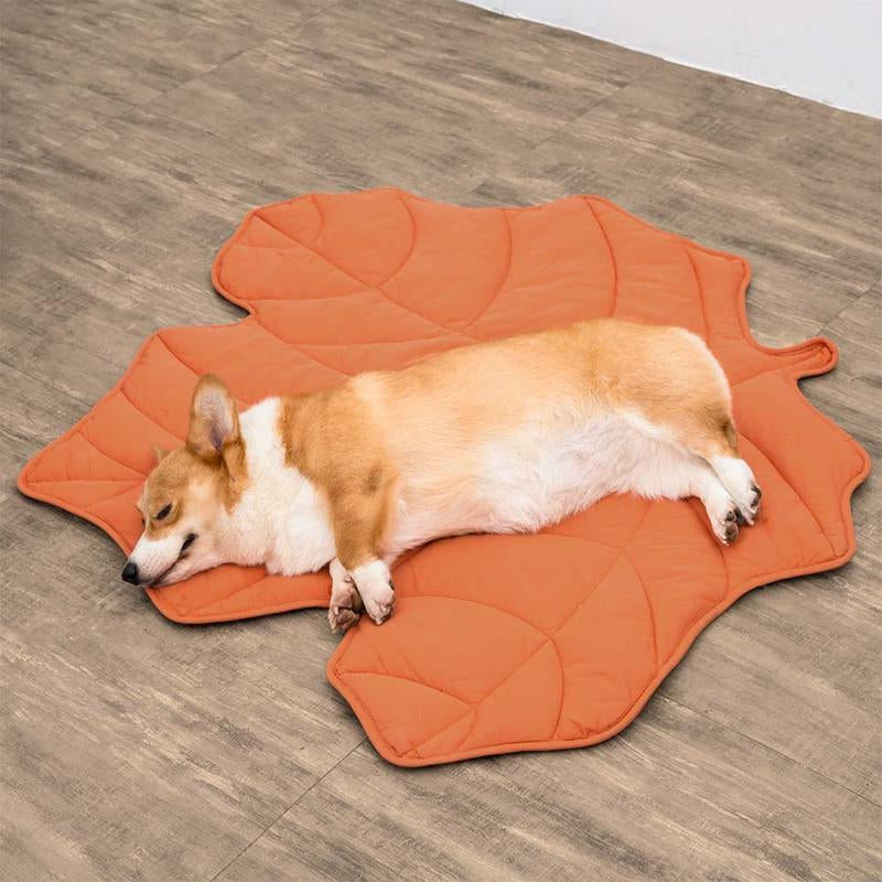 Cute Leaf Shaped Pet Mat, 1 Count Soft and Comfy Dog Sleeping Blanket, Breathable Mat for Cats Kittens